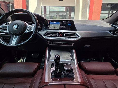 Used 2022 BMW X6 M50i w/ Parking Assistance Package image 18