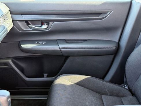 Used 2023 Honda CR-V EX image 11
