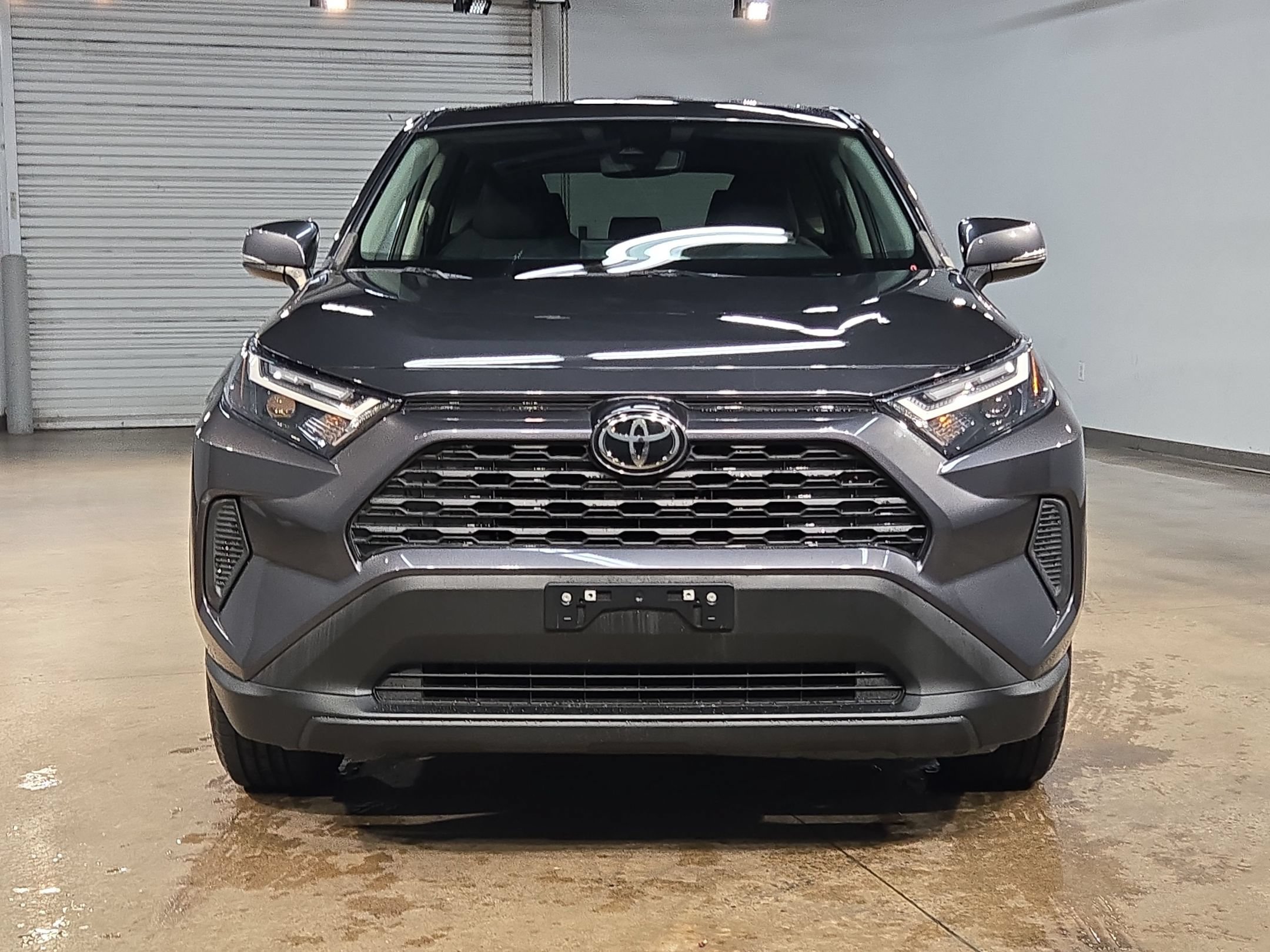 Used 2023 Toyota RAV4 LE FWD image 2