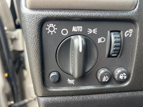 Used 2009 Chevrolet Colorado LT image 23