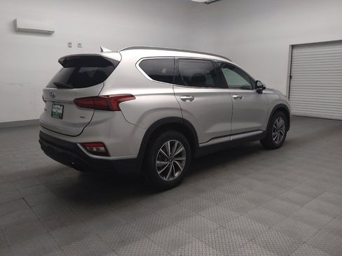 Used 2019 Hyundai Santa Fe Limited w/ Cargo Package image 9
