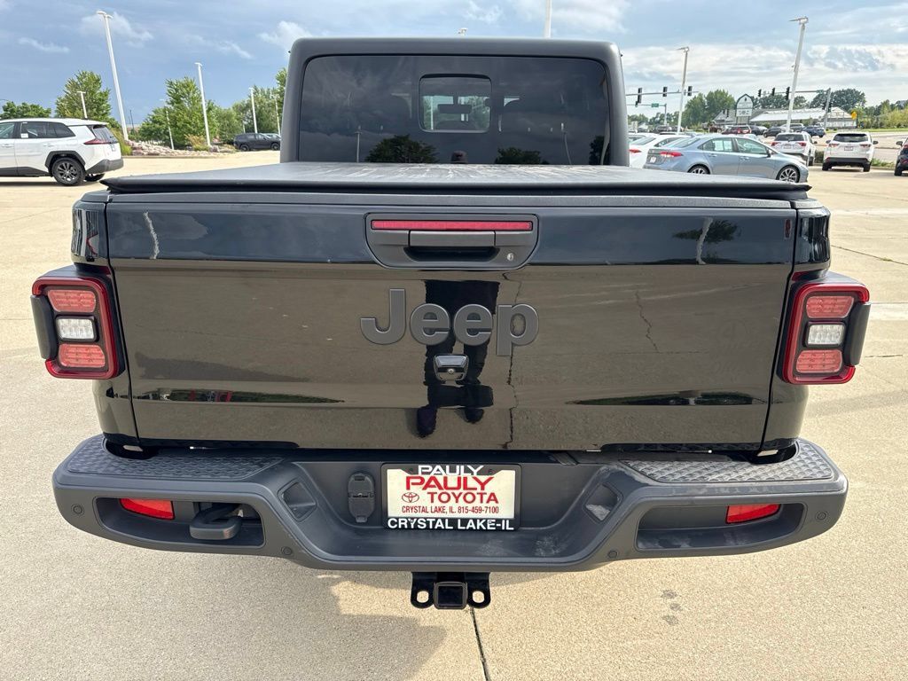 Used 2021 Jeep Gladiator Sport AWD/4WD image 4