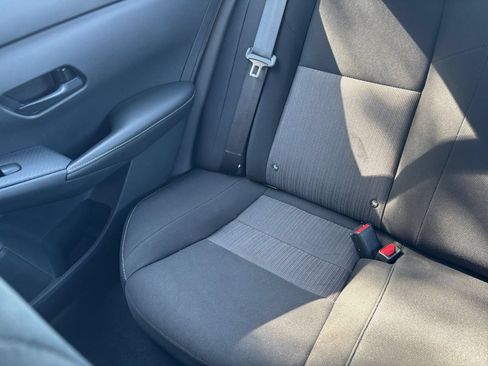 Used 2025 Nissan Sentra SV FWD image 37