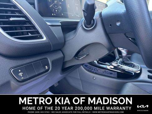 Used 2024 Kia Seltos SX image 13