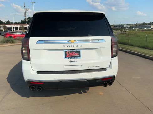 Used 2021 Chevrolet Tahoe Premier w/ Premium Package image 8