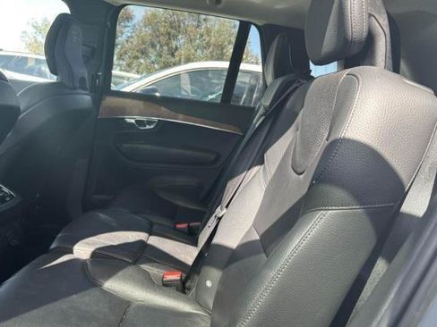 Used 2023 Volvo XC90 T8 Plus AWD/4WD image 9