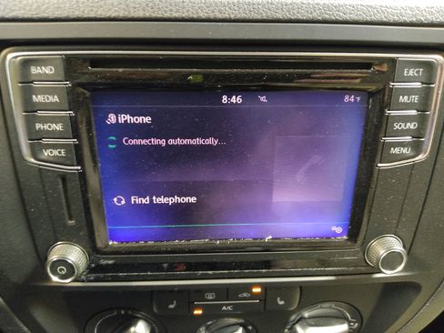 Used 2017 Volkswagen Jetta SE FWD image 25