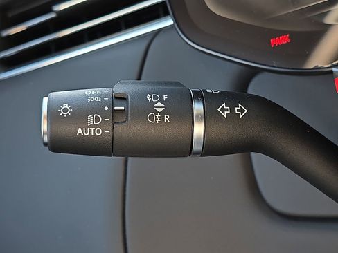 New 2026 Land Rover Range Rover Sport Dynamic SE image 28