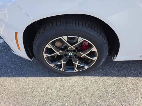 New 2026 BMW X3 xDrive30 w/ Premium Package AWD/4WD image 10