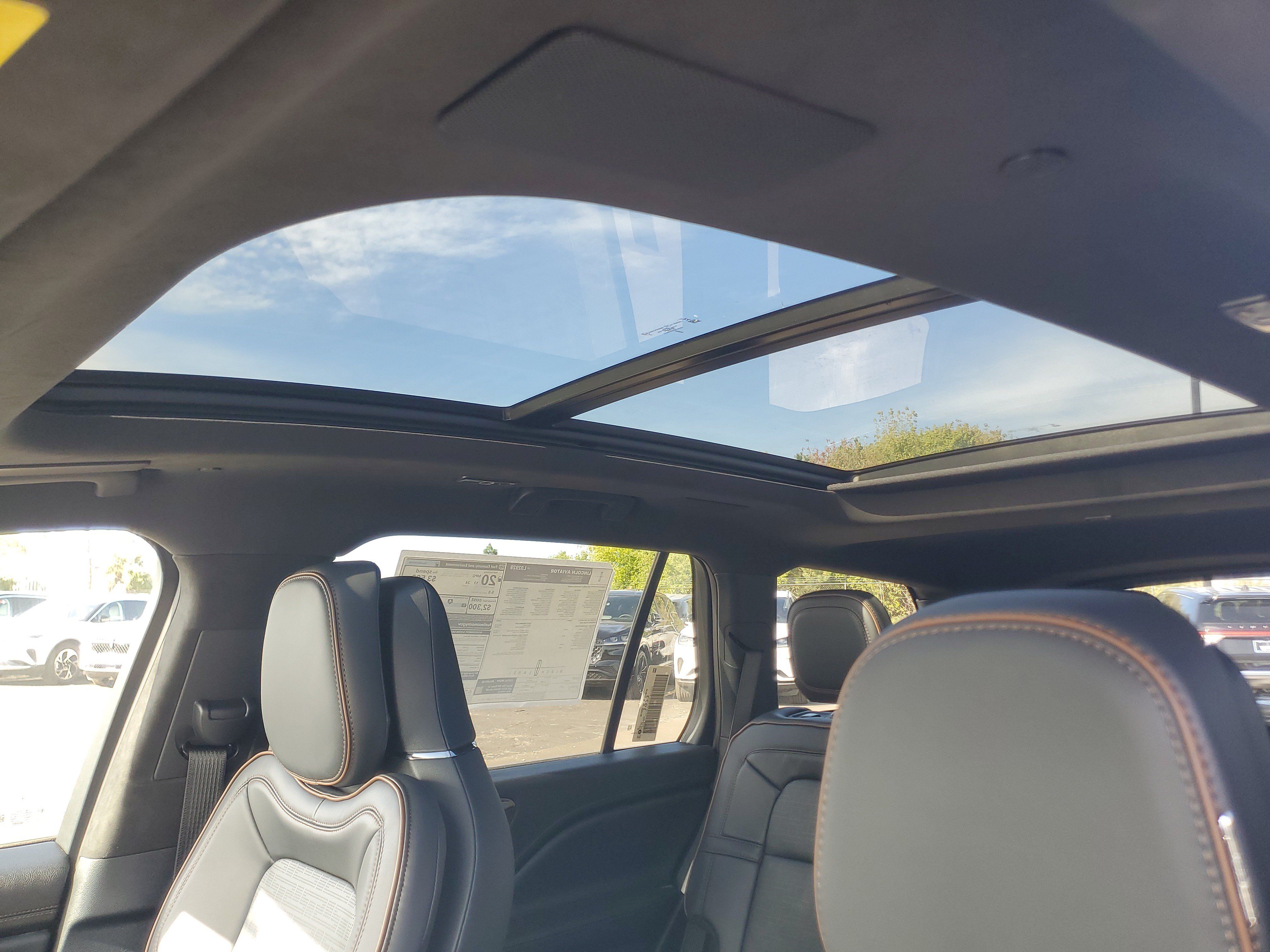 New 2027 Lincoln Aviator Black Label w/ Dynamic Handling Package AWD/4WD image 10