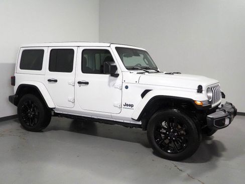 Used 2025 Jeep Wrangler Sahara 4xe w/ Safety Group AWD/4WD image 1