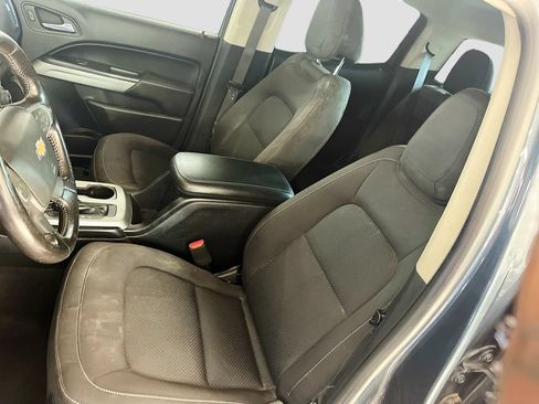 Used 2020 Chevrolet Colorado LT AWD/4WD image 18