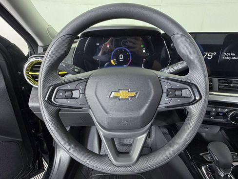 New 2026 Chevrolet Trax LT image 10