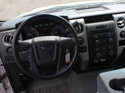 Used 2011 Ford F150 XLT w/ XLT Chrome Pkg AWD/4WD image 5