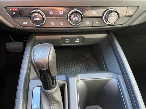 Certified 2025 Honda Accord SE image 18