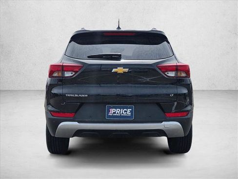 Used 2023 Chevrolet TrailBlazer LT w/ Convenience Package FWD image 5