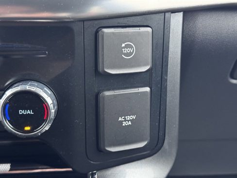 Used 2023 Ford F150 Lariat w/ Equipment Group 502A High image 22