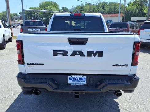 New 2026 RAM 1500 Laramie AWD/4WD image 5