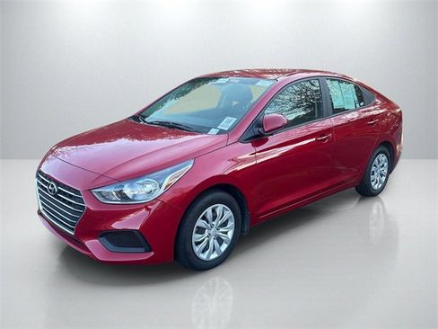 Used 2022 Hyundai Accent SE image 3