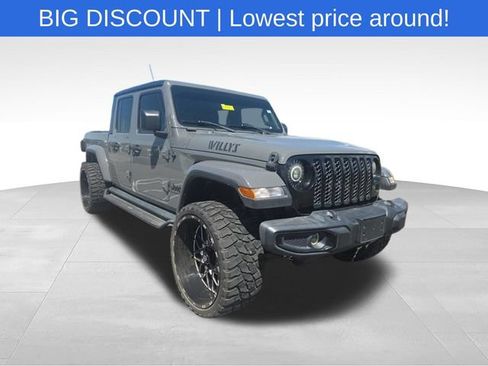 Used 2021 Jeep Gladiator Sport AWD/4WD image 1