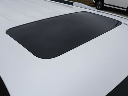 Used 2020 Cadillac Escalade Platinum image 13