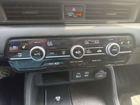 Used 2024 Honda Pilot Elite image 19