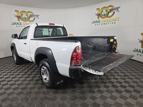 Used 2014 Toyota Tacoma 4x4 Regular Cab image 27