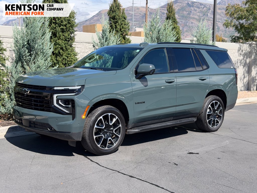 Used 2026 Chevrolet Tahoe RST AWD/4WD image 3