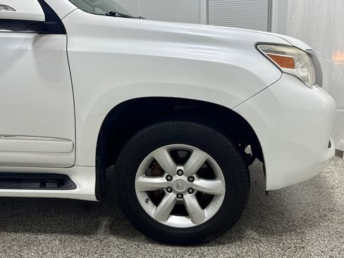 Used 2013 Lexus GX 460 Premium image 40
