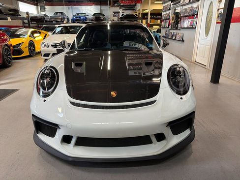 Used 2019 Porsche 911 GT3 RS RWD image 2