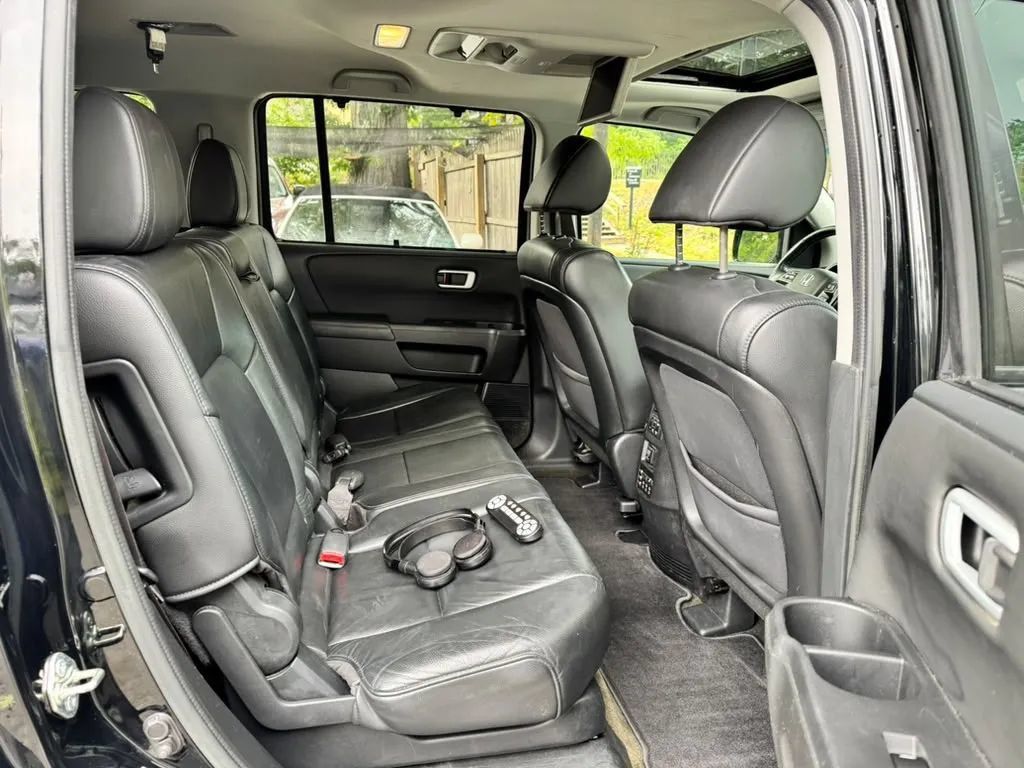 Used 2015 Honda Pilot Touring image 9
