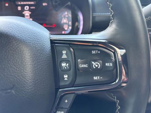 Used 2026 RAM 2500 Limited AWD/4WD image 31
