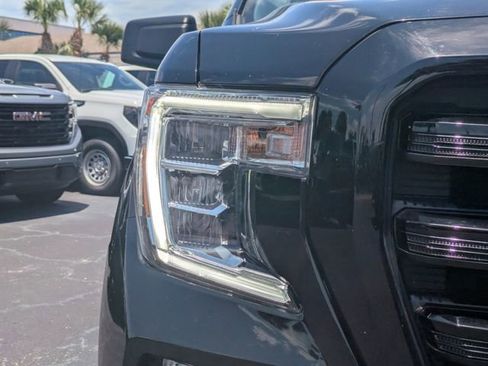 Used 2021 GMC Sierra 1500 Elevation AWD/4WD image 8