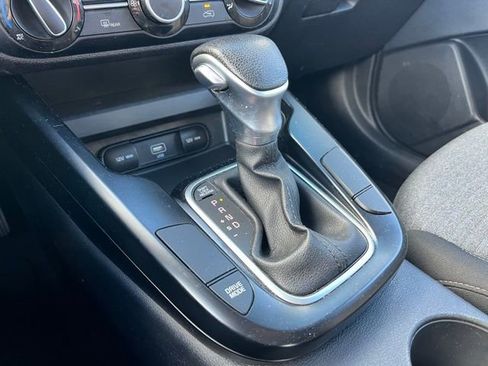 Used 2020 Kia Soul S image 26