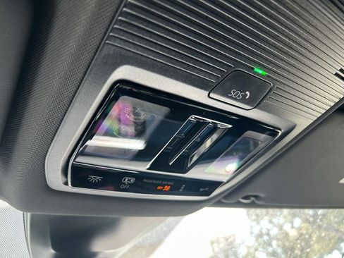 New 2026 Volkswagen Atlas Cross Sport SE FWD image 59