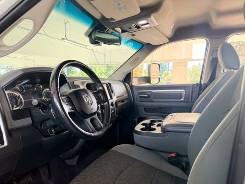 Used 2019 RAM 1500 Big Horn AWD/4WD image 19