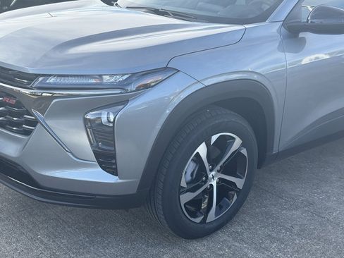 New 2026 Chevrolet Trax RS w/ Driver Confidence Package image 2