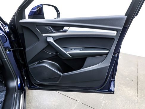 Used 2025 Audi Q5 2.0T Premium w/ Convenience Plus Package image 25