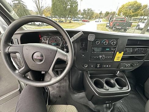 Used 2020 GMC Savana 2500 Extended w/ Driver Convenience Package image 12