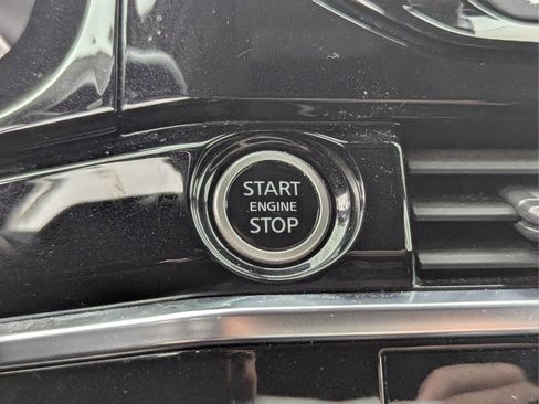 Used 2023 Nissan Pathfinder SV image 35