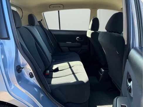 Used 2011 Nissan Versa 1.8 S w/ Plus Pkg image 14