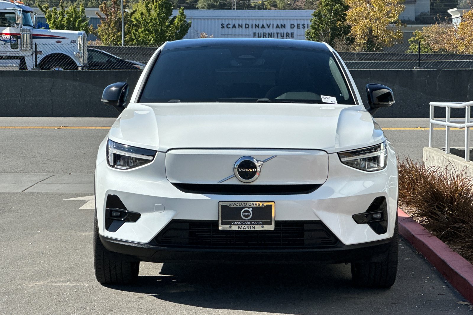 Certified 2023 Volvo C40 P8 Recharge Plus w/ Protection Package Premier AWD/4WD image 11