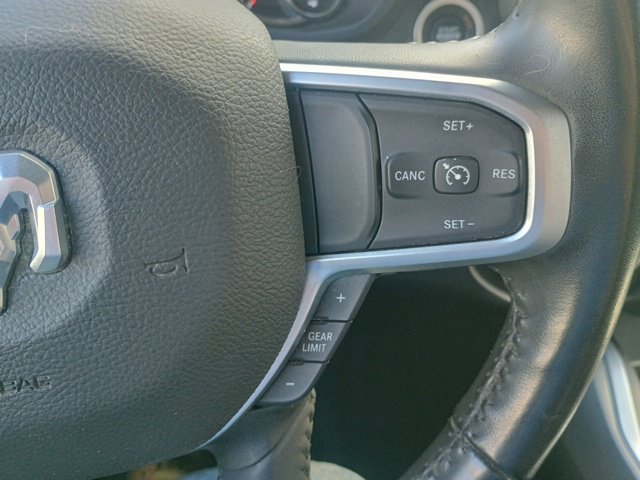 Used 2024 RAM 2500 Big Horn w/ Sport Appearance Package AWD/4WD image 29