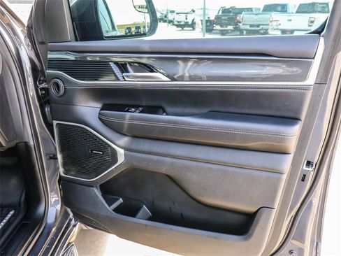 Used 2022 Jeep Wagoneer Series I w/ Convenience Group I image 18