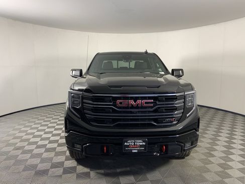 Used 2025 GMC Sierra 1500 AT4 w/ AT4 Premium Package image 4
