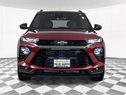 Used 2023 Chevrolet TrailBlazer RS w/ Sun and Liftgate Package FWD image 11
