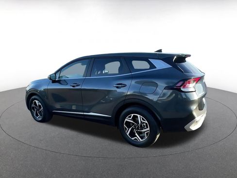 Used 2025 Kia Sportage LX image 10