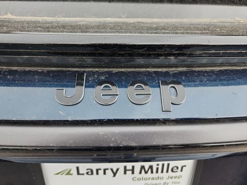 New 2025 Jeep Wagoneer S Limited w/ Comfort Package image 23