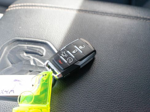 Used 2022 RAM 1500 Laramie image 27