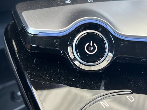 Certified 2024 Kia EV6 GT image 23